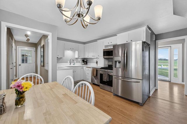 333 County Road B, Stoughton, WI 53589