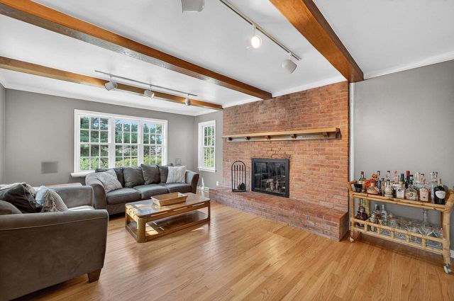 333 County Road B, Stoughton, WI 53589