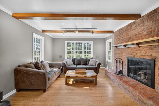 333 County Road B, Stoughton, WI 53589