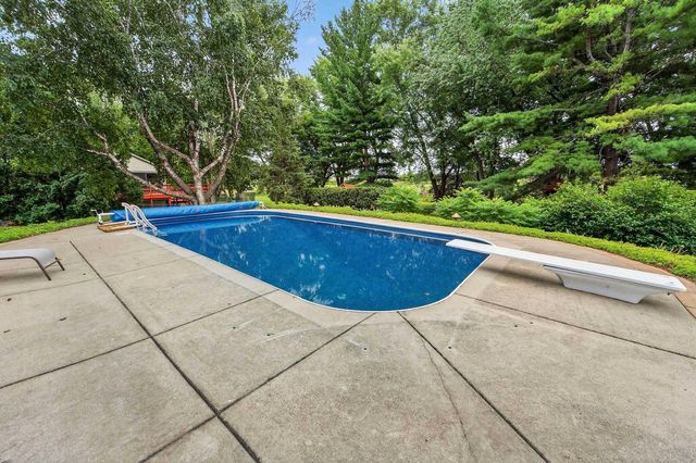 333 County Road B, Stoughton, WI 53589