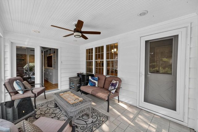 333 County Road B, Stoughton, WI 53589