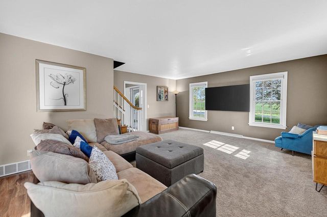 333 County Road B, Stoughton, WI 53589