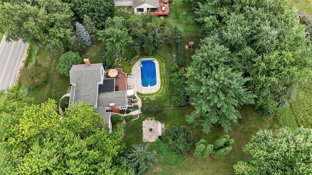 333 County Road B, Stoughton, WI 53589