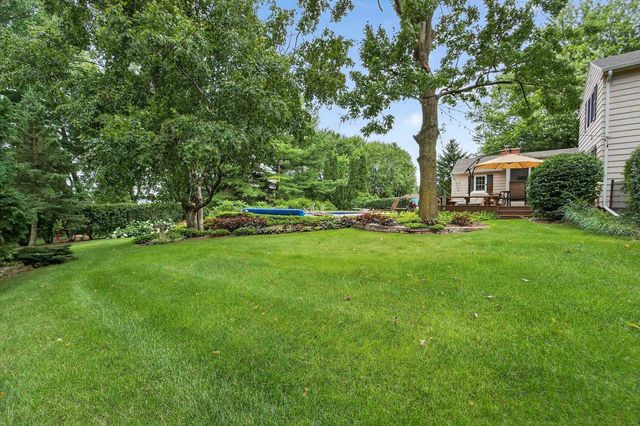 333 County Road B, Stoughton, WI 53589