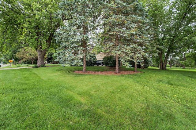 333 County Road B, Stoughton, WI 53589