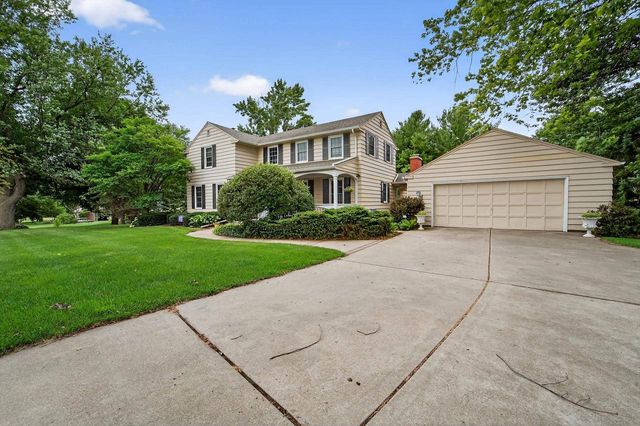 333 County Road B, Stoughton, WI 53589
