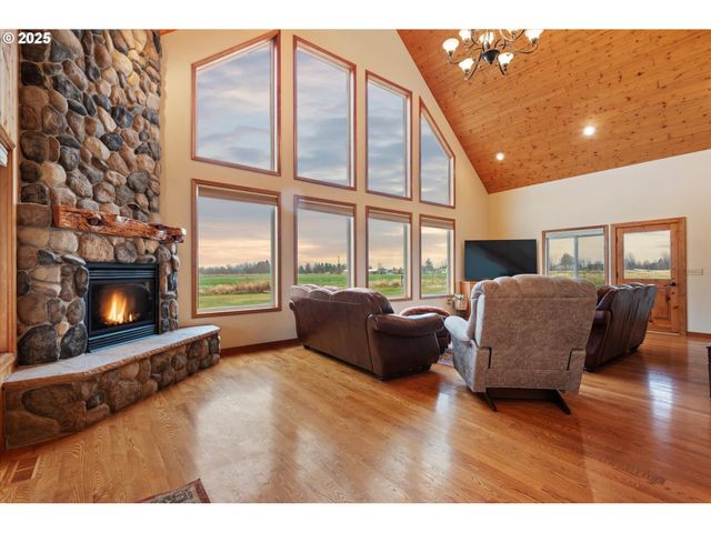 62123 Chandler Loop, La Grande, OR 97850