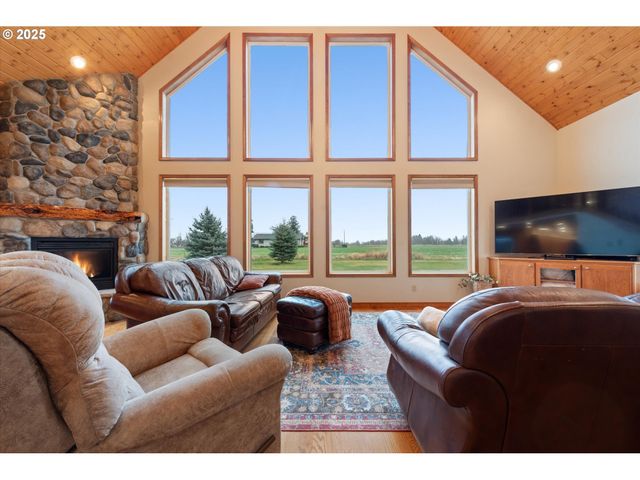 62123 Chandler Loop, La Grande, OR 97850