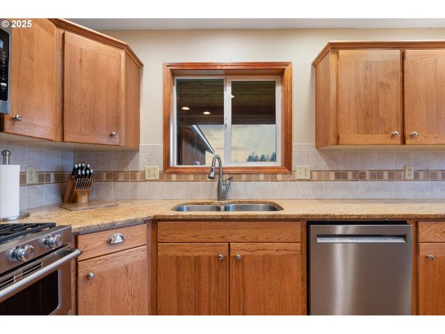 62123 Chandler Loop, La Grande, OR 97850