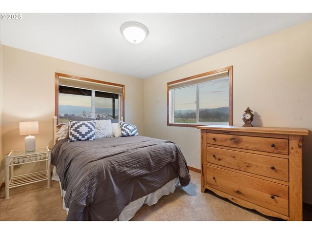 62123 Chandler Loop, La Grande, OR 97850