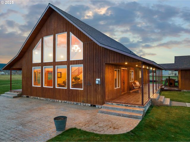 62123 Chandler Loop, La Grande, OR 97850