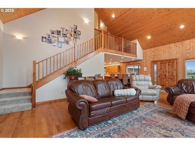 62123 Chandler Loop, La Grande, OR 97850