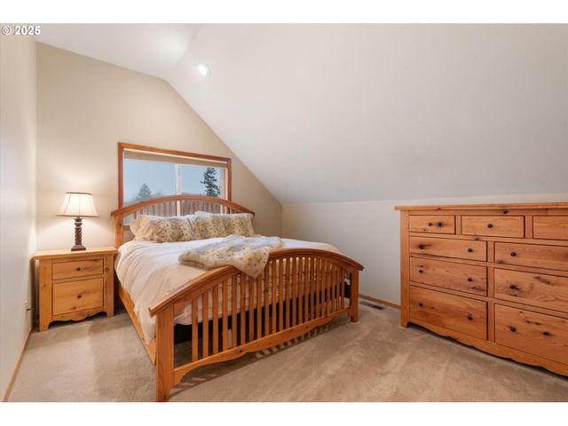 62123 Chandler Loop, La Grande, OR 97850