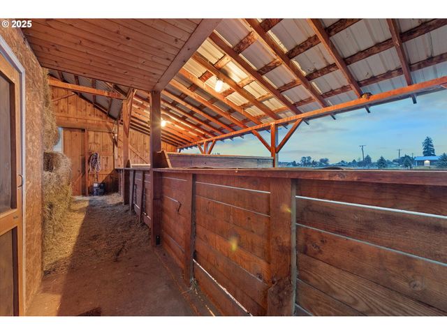 62123 Chandler Loop, La Grande, OR 97850
