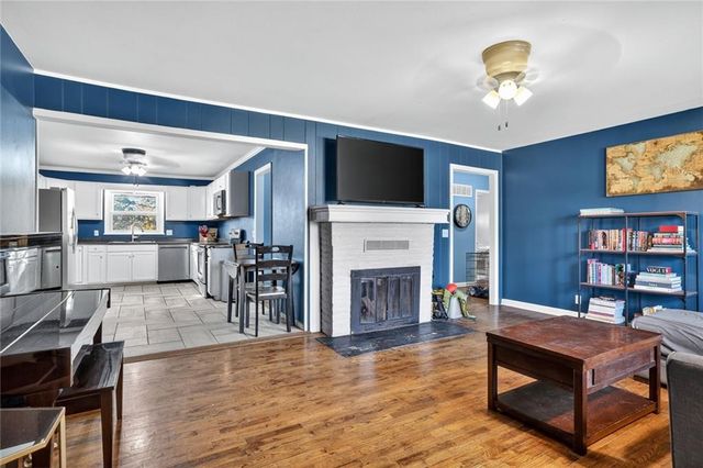 303 NE 109 Terrace, Kansas City, MO 64155