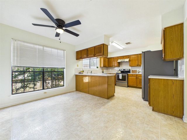 814 Lochnell Drive, Houston, TX 77062