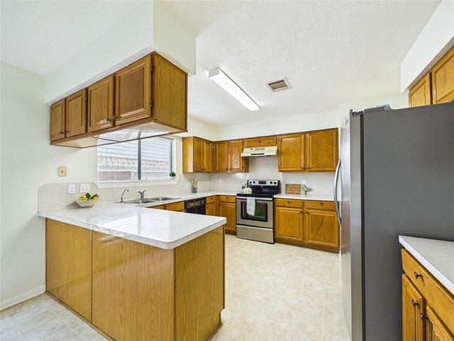 814 Lochnell Drive, Houston, TX 77062