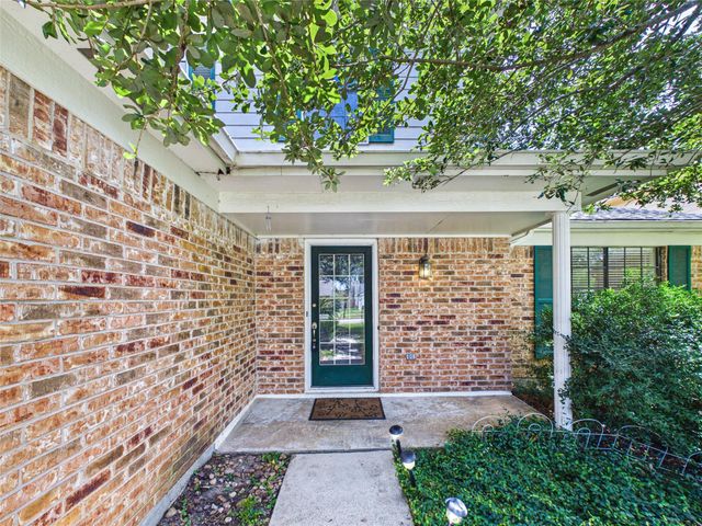 814 Lochnell Drive, Houston, TX 77062