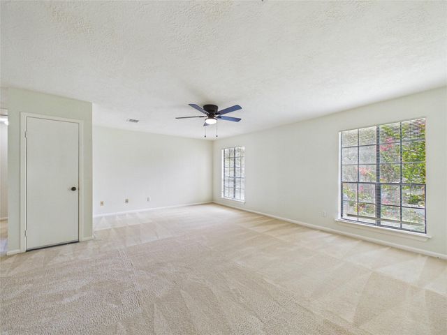 814 Lochnell Drive, Houston, TX 77062