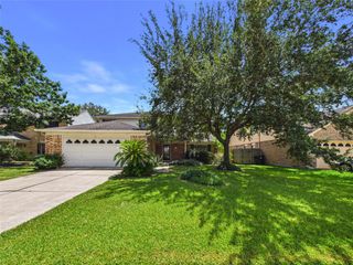 814 Lochnell Drive, Houston, TX 77062