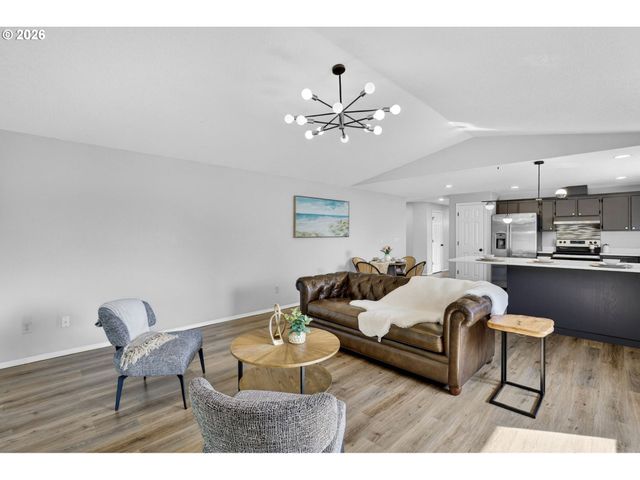 4006 Ne 98TH St, Vancouver, WA 98665