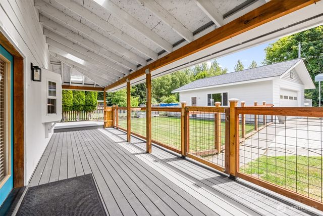 10 Whispering Firs, Port Angeles, WA 98363