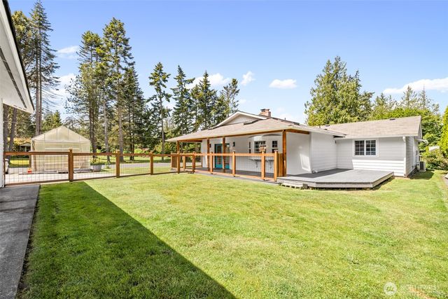 10 Whispering Firs, Port Angeles, WA 98363