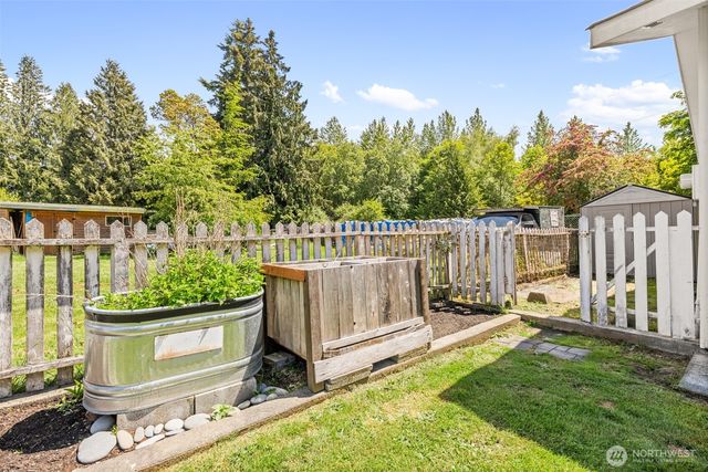 10 Whispering Firs, Port Angeles, WA 98363
