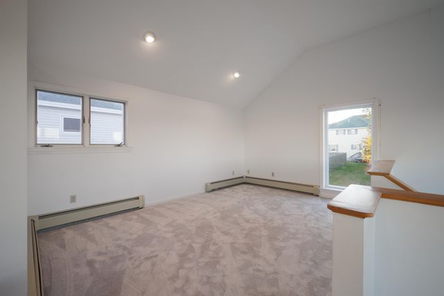 16 Bruce Street, Hampton, NH 03842