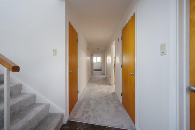16 Bruce Street, Hampton, NH 03842