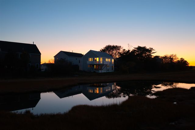 16 Bruce Street, Hampton, NH 03842