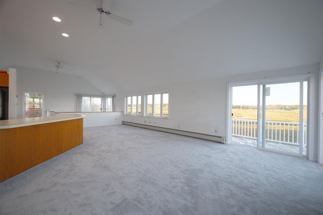 16 Bruce Street, Hampton, NH 03842