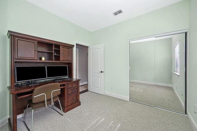 305 Leckenby Way, Folsom, CA 95630