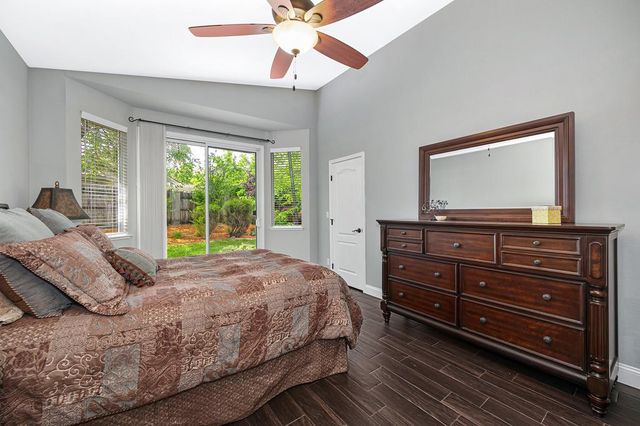 305 Leckenby Way, Folsom, CA 95630