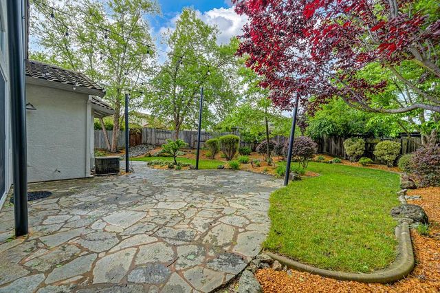 305 Leckenby Way, Folsom, CA 95630