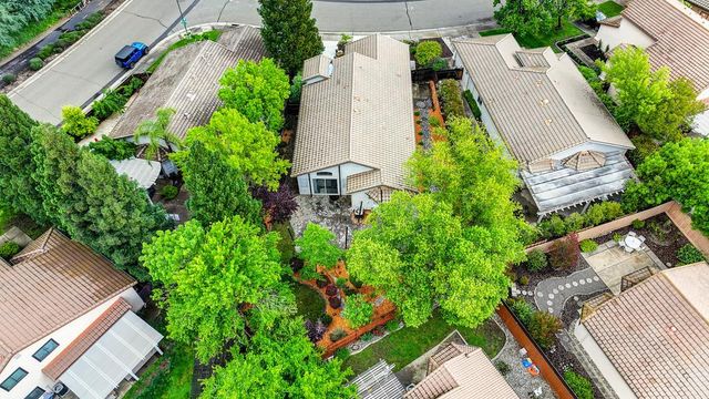 305 Leckenby Way, Folsom, CA 95630
