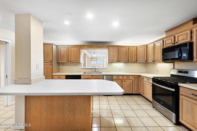 300 Ocean Avenue N D5, Long Branch, NJ 07740