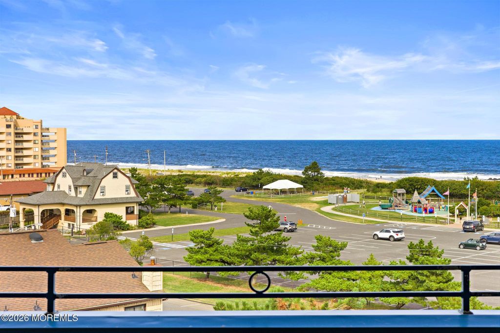 300 Ocean Avenue N D5, Long Branch, NJ 07740