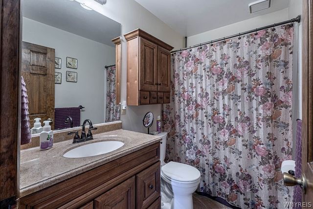 3889 Slusaric Road, Wheatfield, NY 14120
