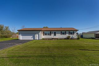 3889 Slusaric Road, Wheatfield, NY 14120