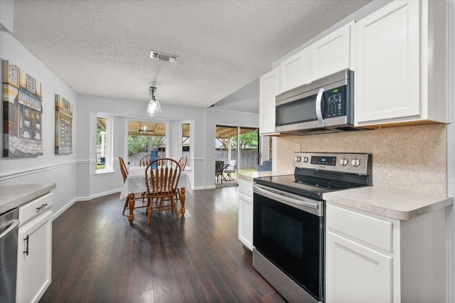 4701 Elkwood Lane, Arlington, TX 76016