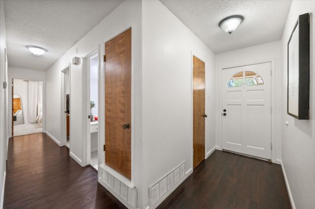 4701 Elkwood Lane, Arlington, TX 76016
