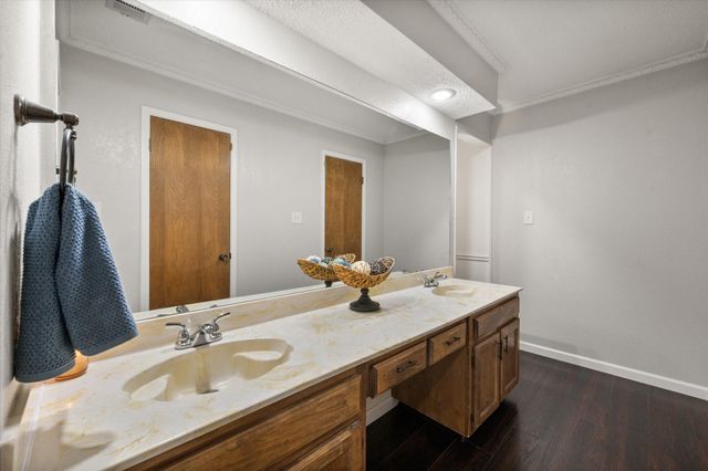 4701 Elkwood Lane, Arlington, TX 76016