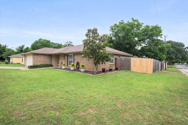 4701 Elkwood Lane, Arlington, TX 76016