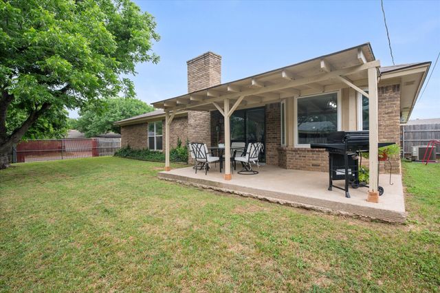 4701 Elkwood Lane, Arlington, TX 76016