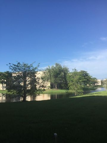 5800 NW 64th Avenue 311, Tamarac, FL 33319