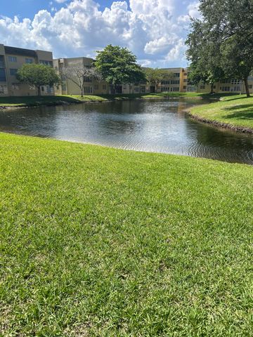 5800 NW 64th Avenue 311, Tamarac, FL 33319