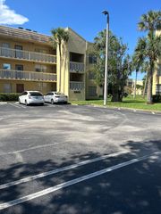 5800 NW 64th Avenue 311, Tamarac, FL 33319