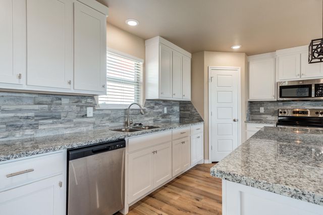 16812 N County Road 1200, Shallowater, TX 79363