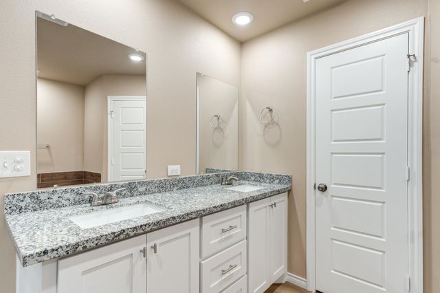 16812 N County Road 1200, Shallowater, TX 79363